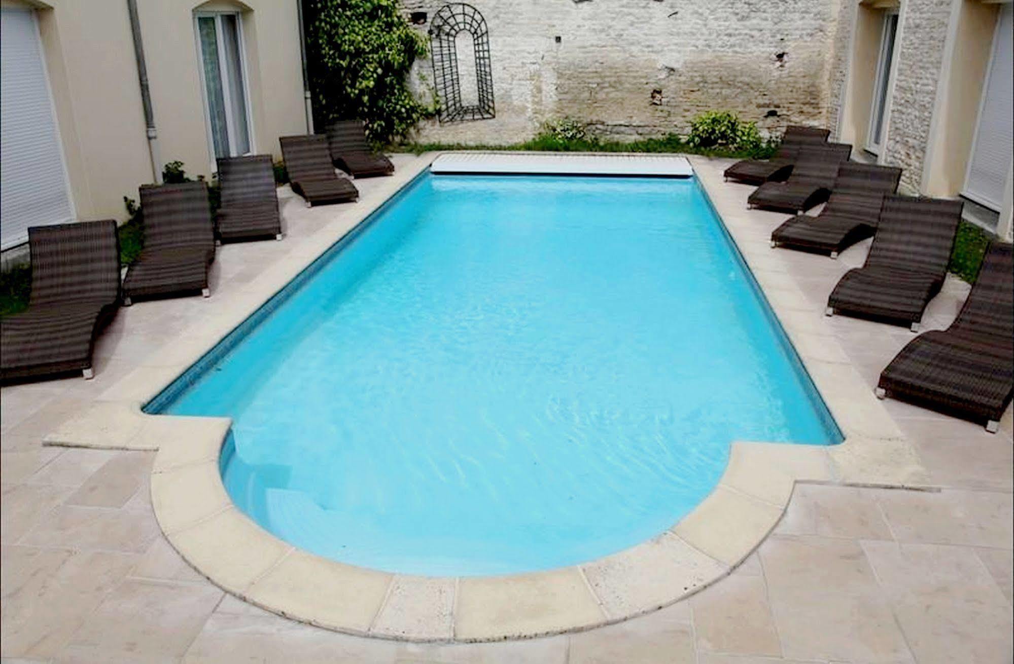 Logis Le Saint Nicolas Bar-sur-Aube Buitenkant foto